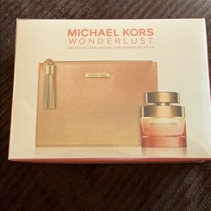 COPY - Michael Kors wonderlust gift set